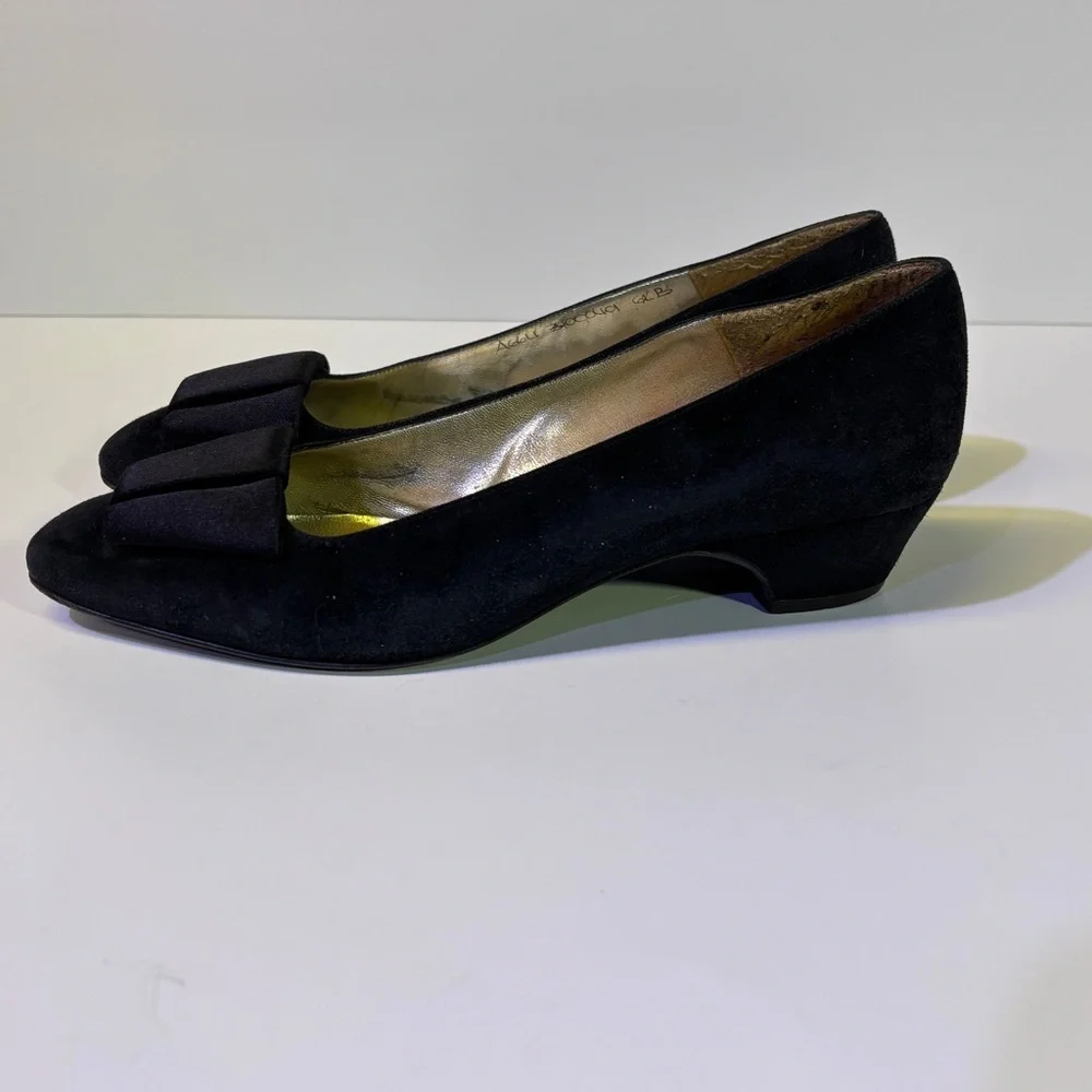 Vintage Magli Black Women's Shoes with Bow Detail